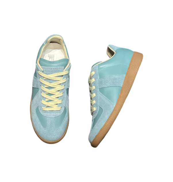 New Fashionable Low-Top Sneakers