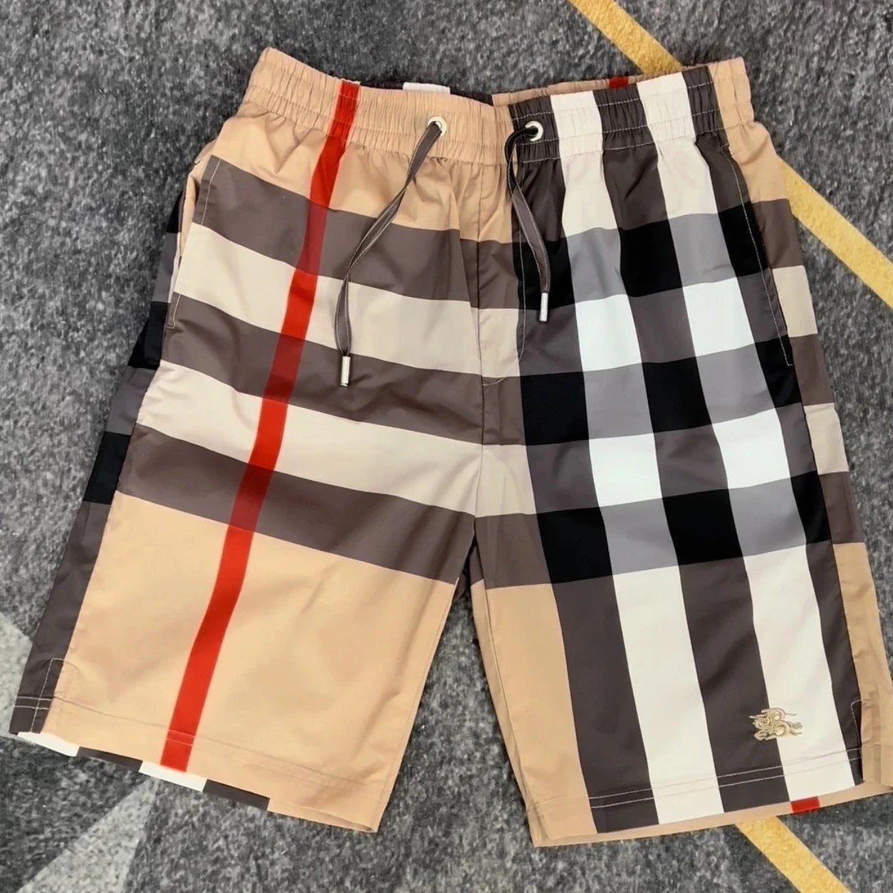BRAND SHORTS COLLECTION 2