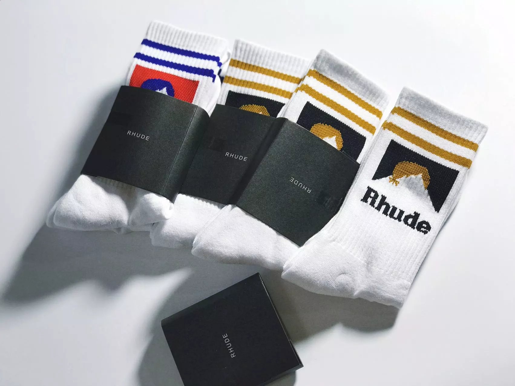 Rhude towel bottom socks Marlboro letter yellow cigarette case towel socks