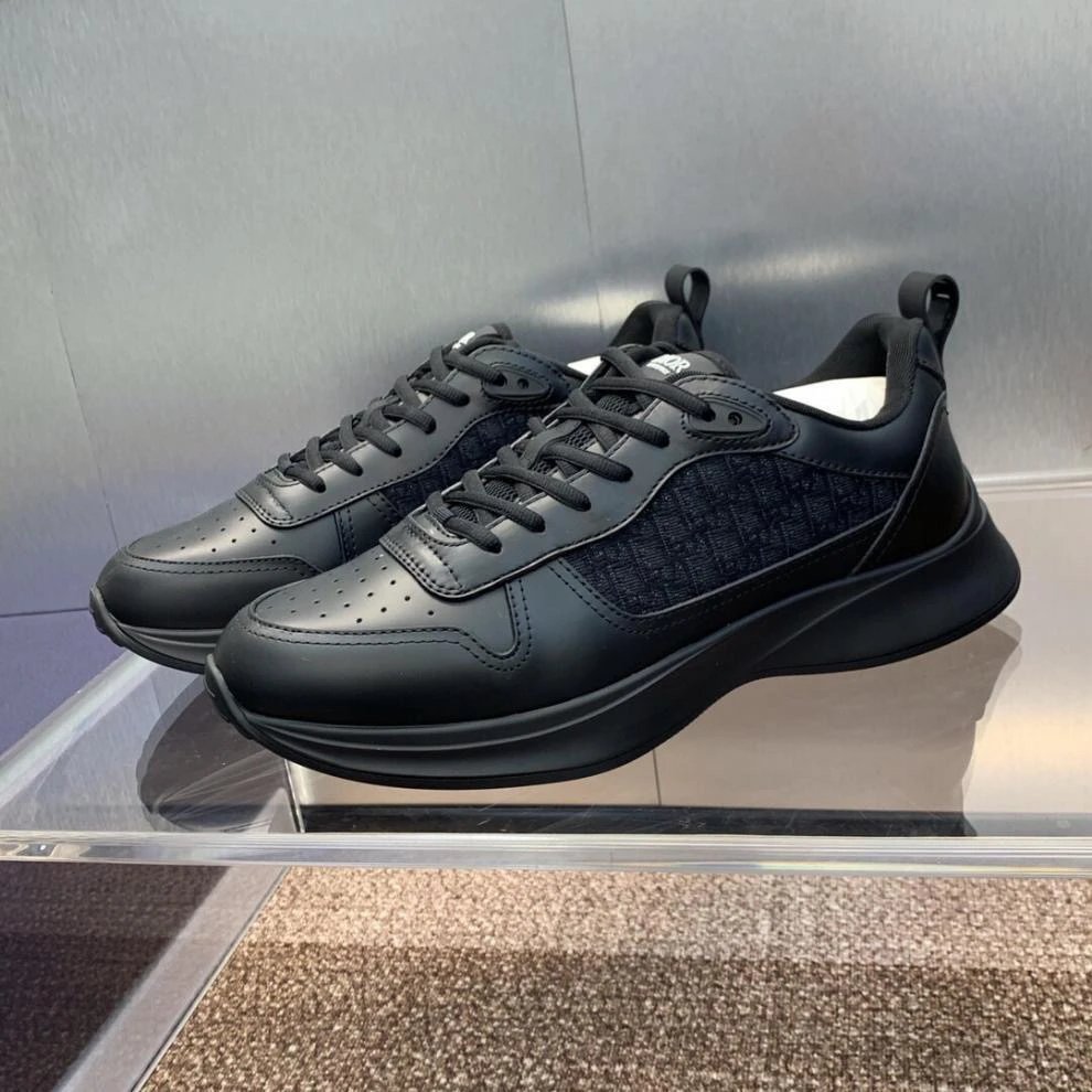 25 high quality fashion casual shoes