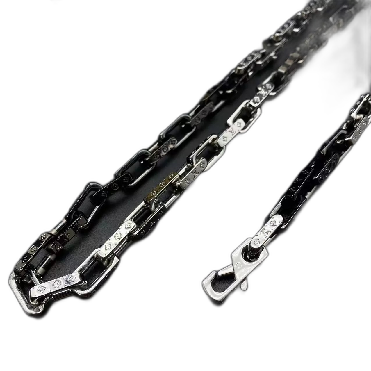 Half black necklace bracelet, Internet celebrity, same popular model, recommended by Xiaohongshu