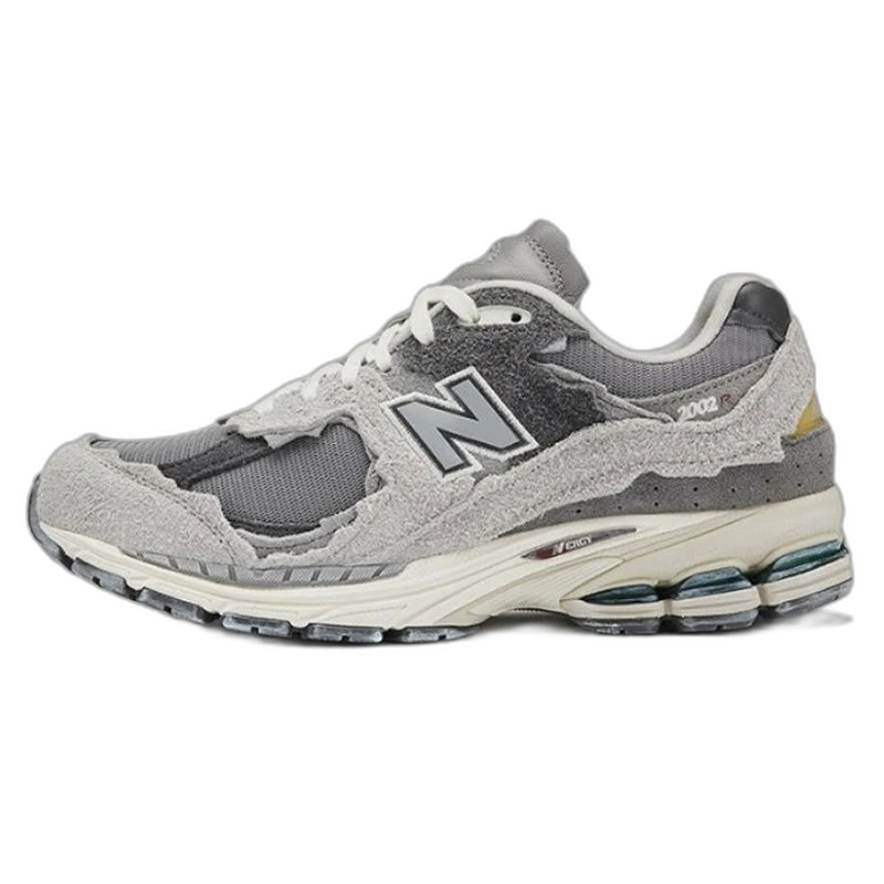 Co-branded daddy shoes NB2002R women’s shoes