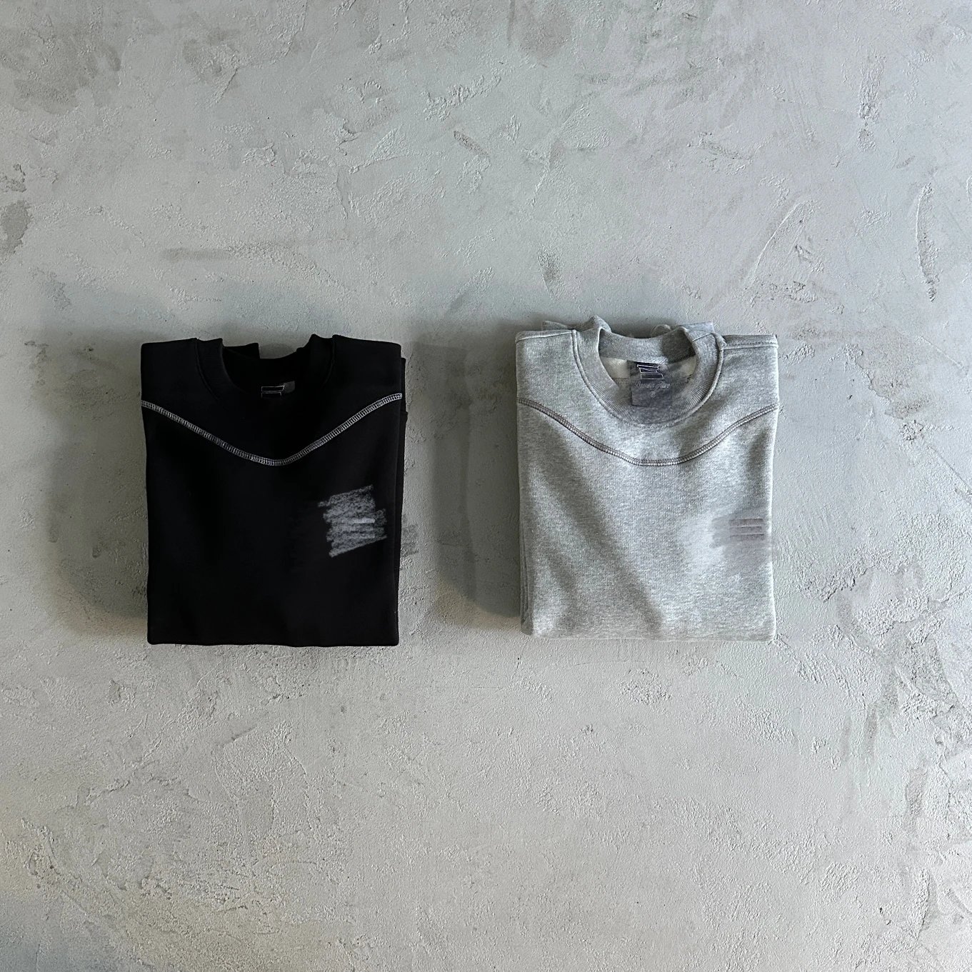 [DX303] Karen Embroidered Crewneck Sweatshirt