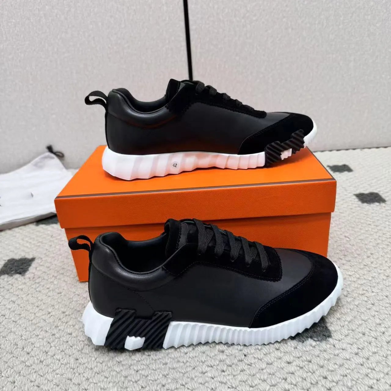 Leather European station H family men’s shoes trendy brand comfortable sneakers casual 25 summer breathable sneakers light luxury and luxury