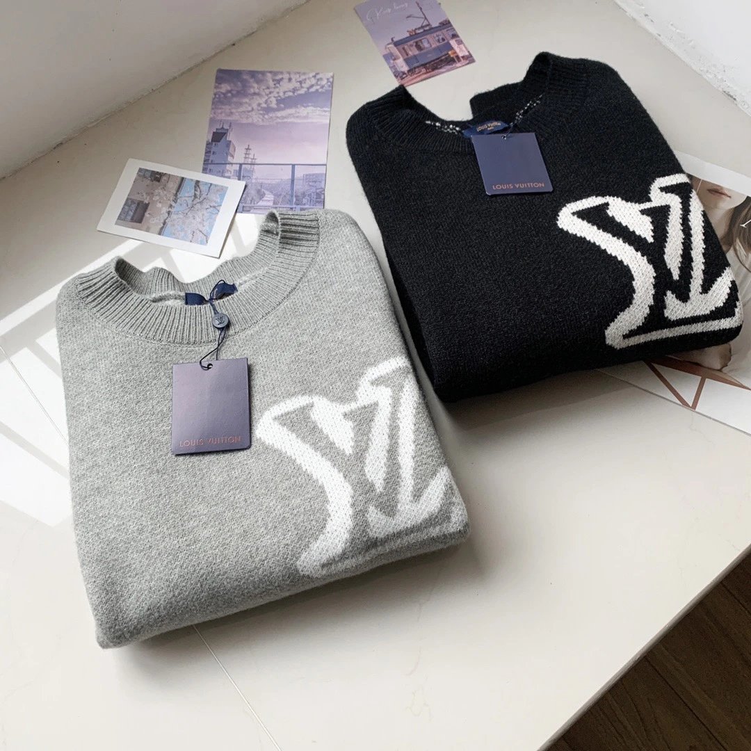 sweater (high quality)