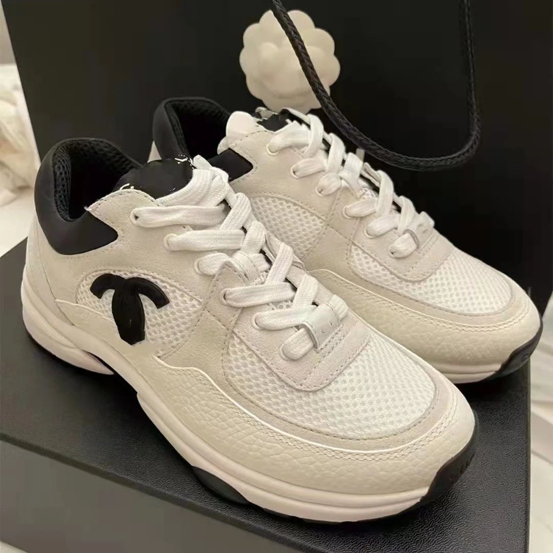 2025 new leather Xiaoxiangfeng sneakers thick sole casual breathable mesh thick sole dad shoes black and white panda shoes