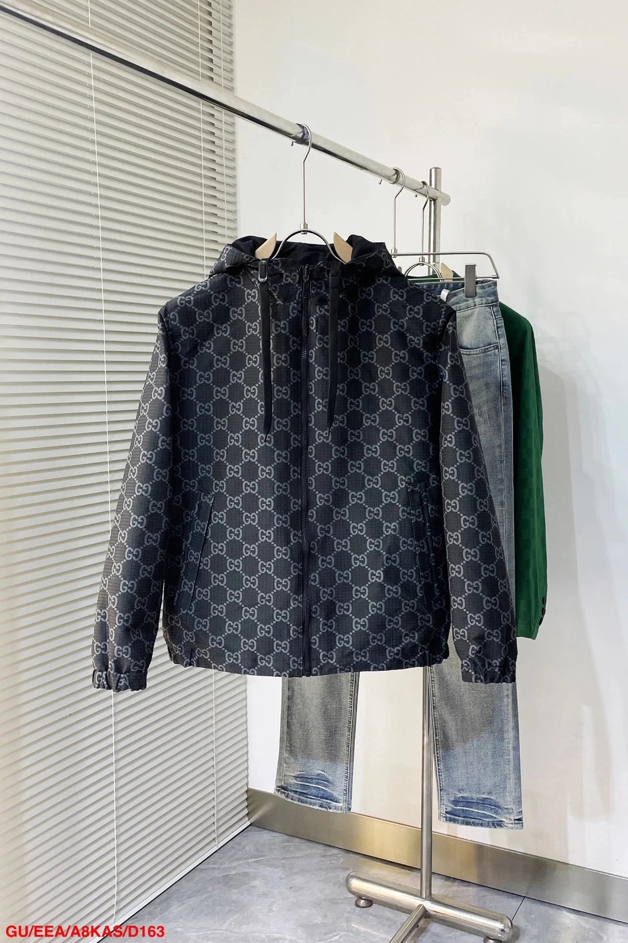 gc* double-sided hooded jacket