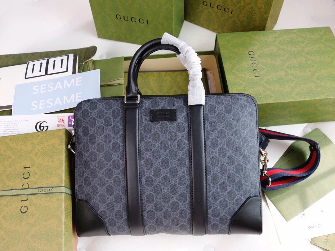 NO.150 high quality men bag 474135