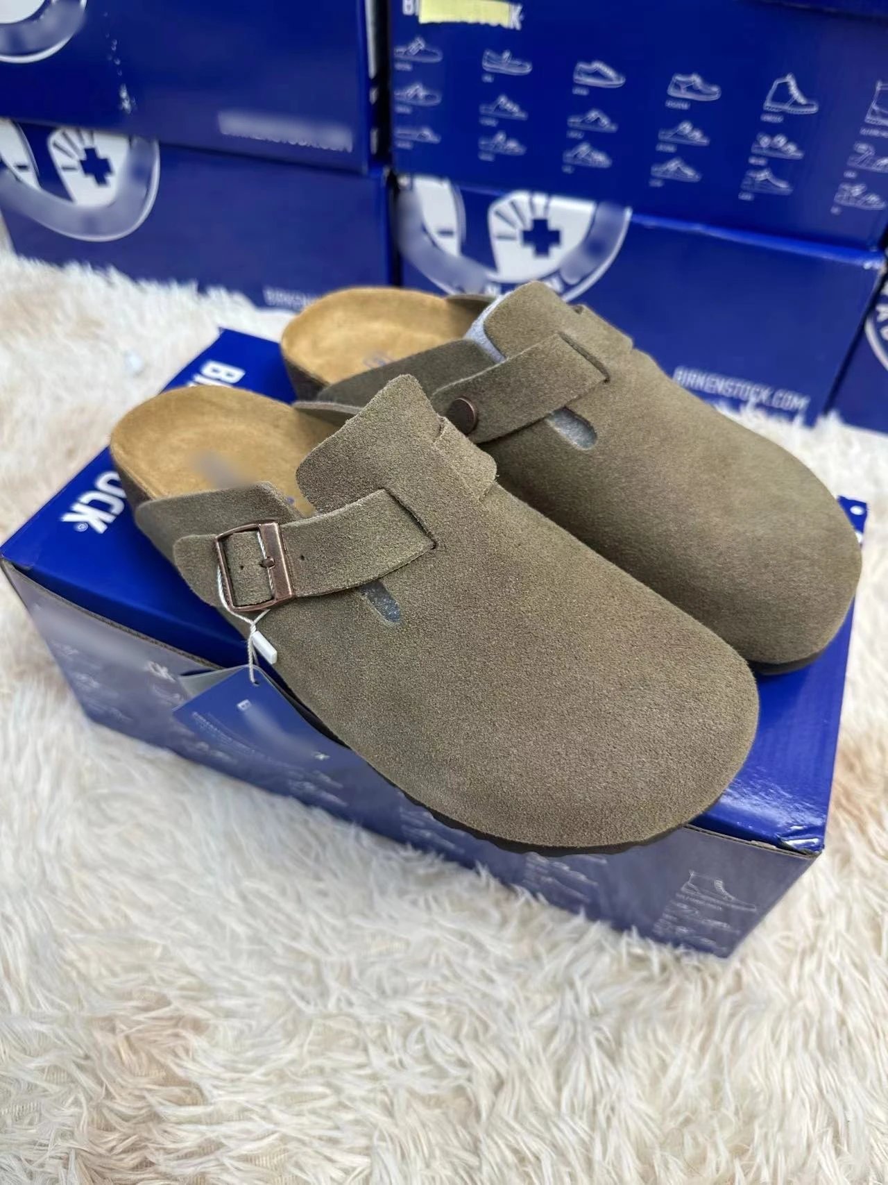 Fashion shoes