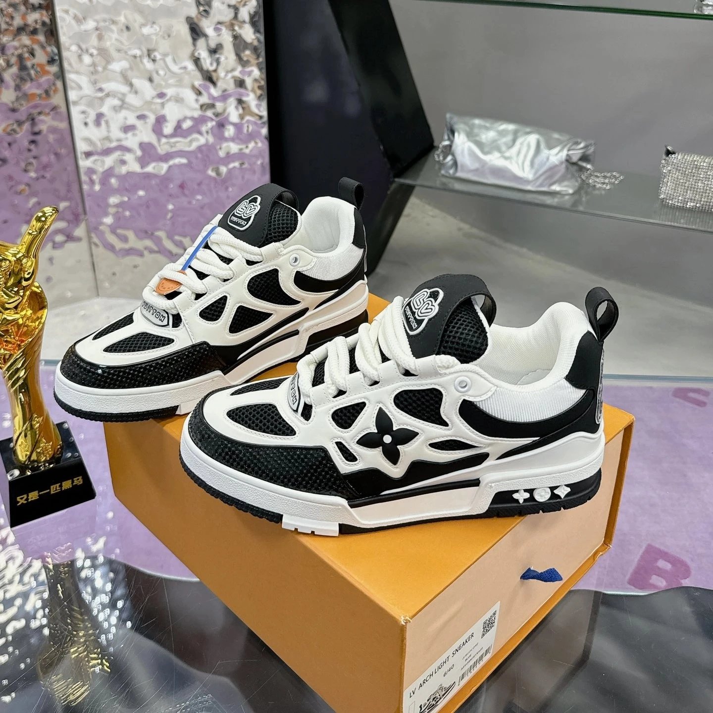 LYWD shoes