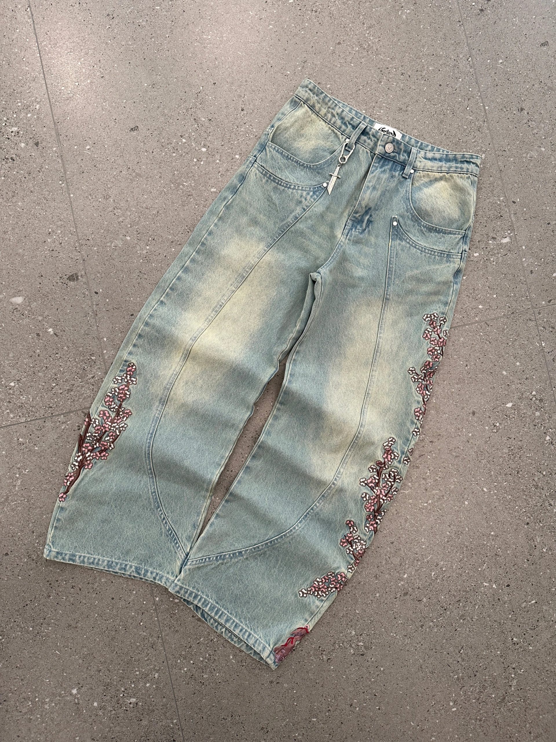 Sakura Knight Jeans