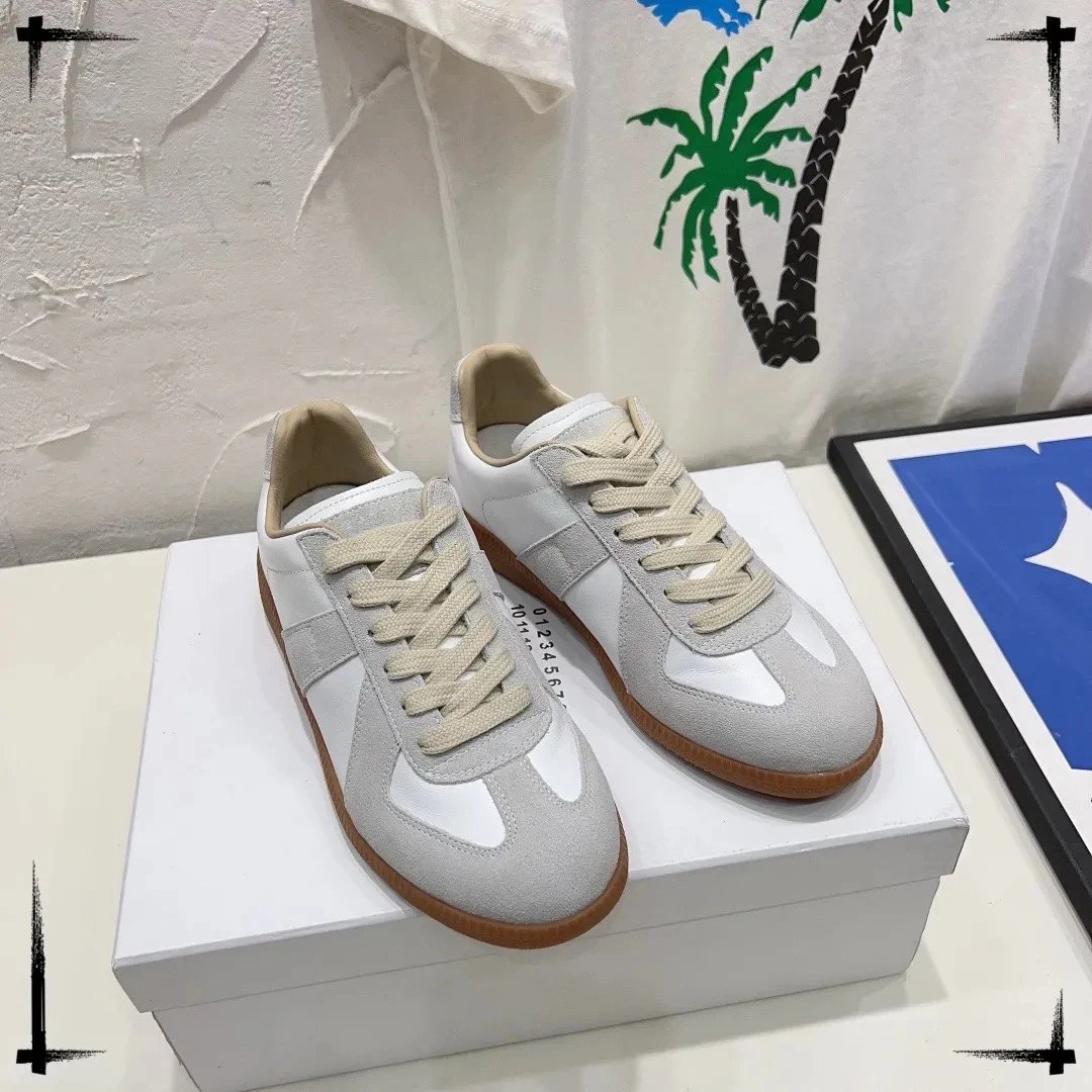 retro German training shoes men’s and women’s small white shoes leather soft leather couple Forgham training sneakers
