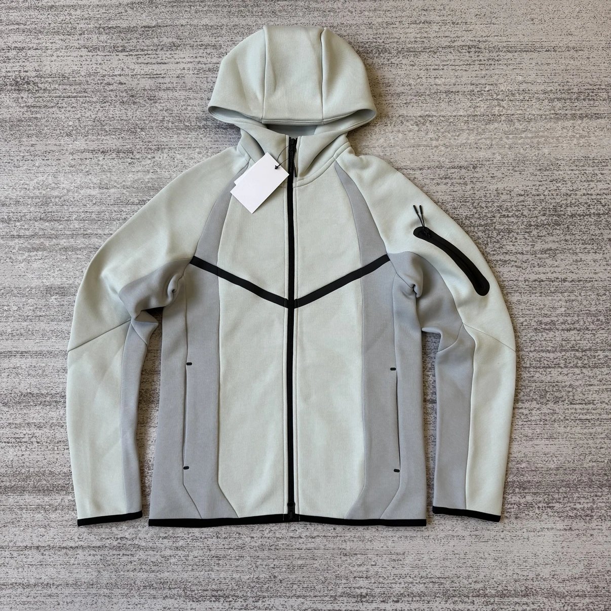 NEW COLOR BLOCK SUIT