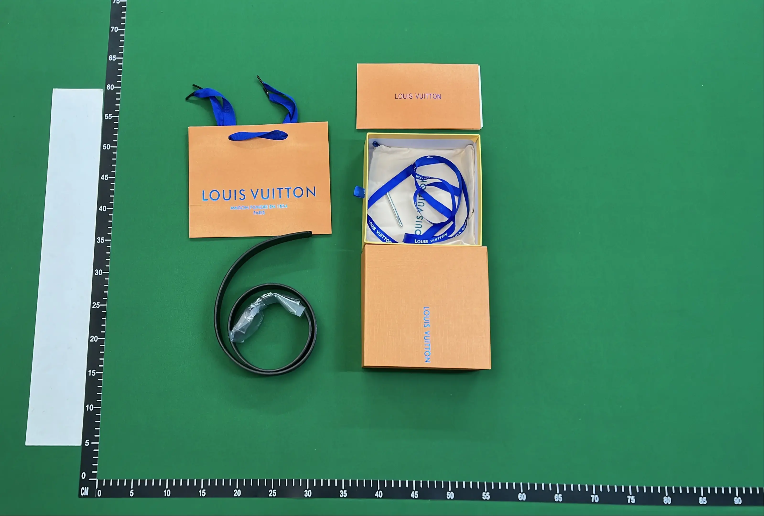 Fashion belt (no return or exchange)