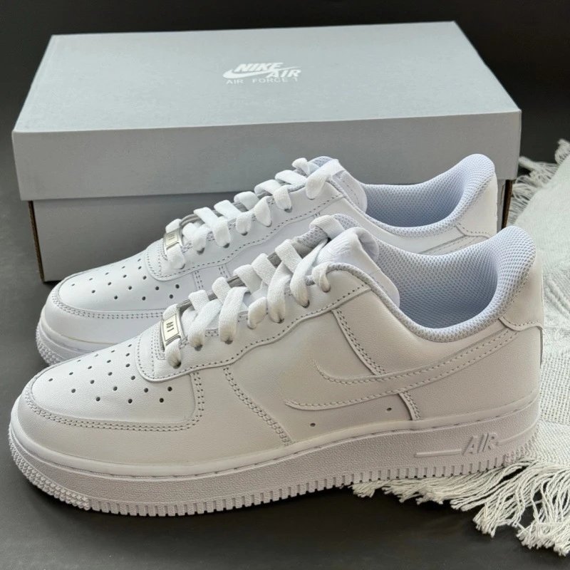 Pure original Air Force No. 1 low-top pure white classic all-match sneakers casual wear-resistant sports shoes for men and women