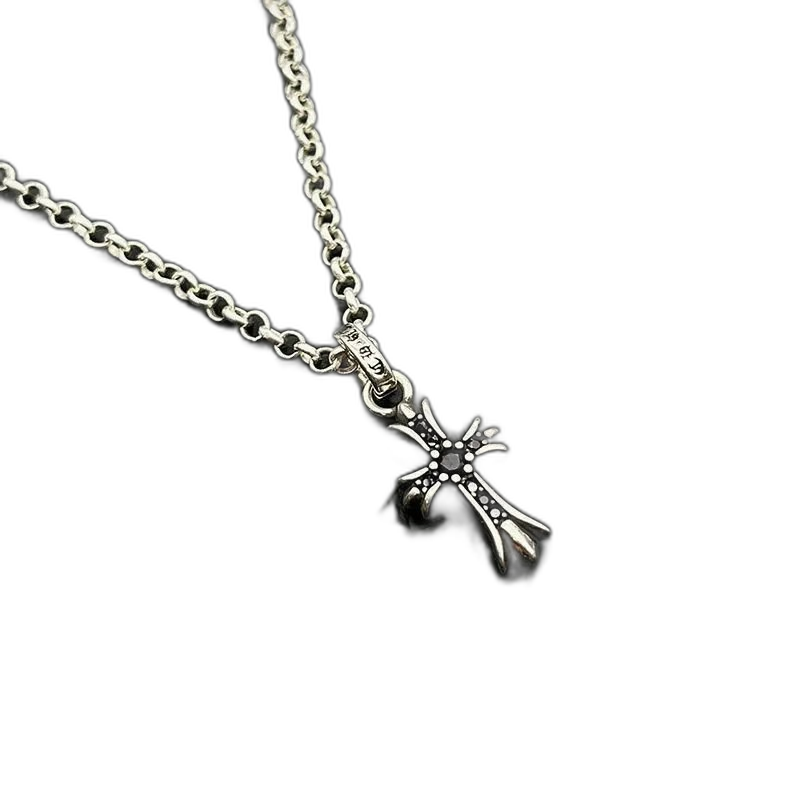 Classic cross pendant necklace