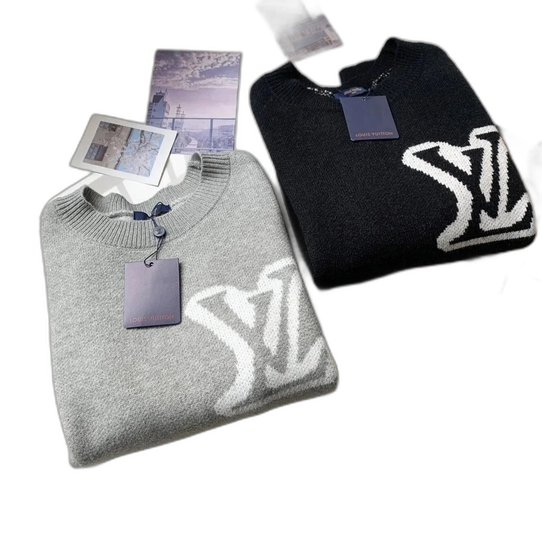 L = sweater (high quality)