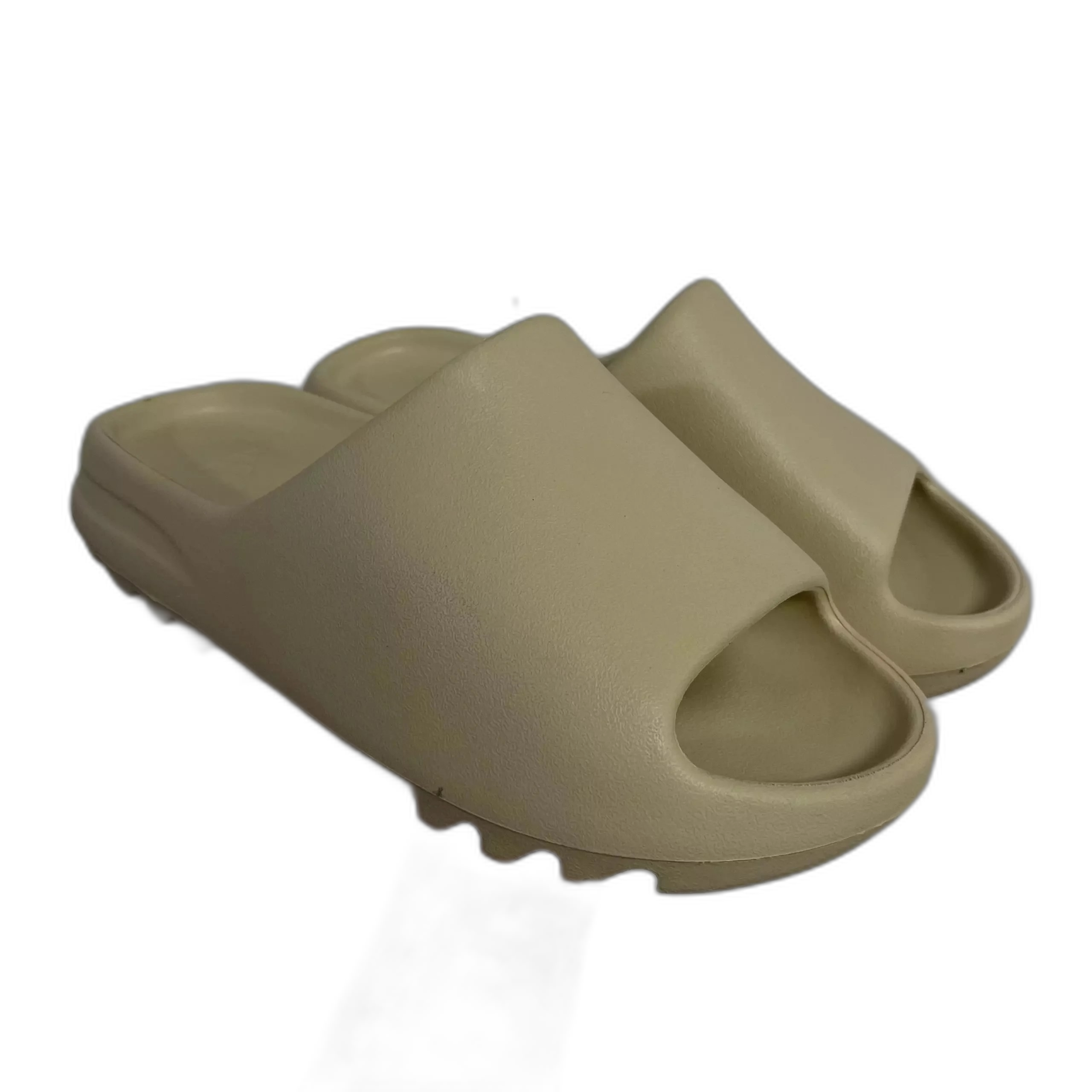 slippers 687-512