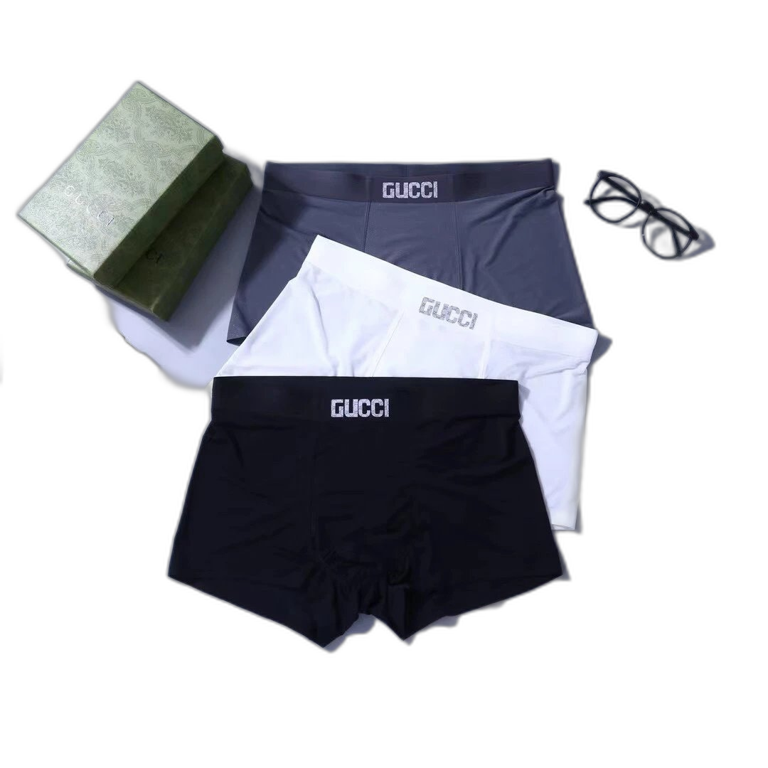 High quality men’s underwear, 3 packs in a box, choose the color 04